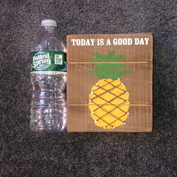 3D Pineapple Wall Hanging - Picture 4 of 4